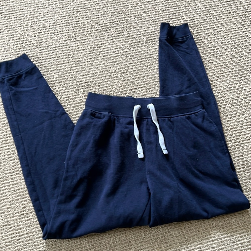 Light weight Calvin Klein joggers with pockets - size Small.